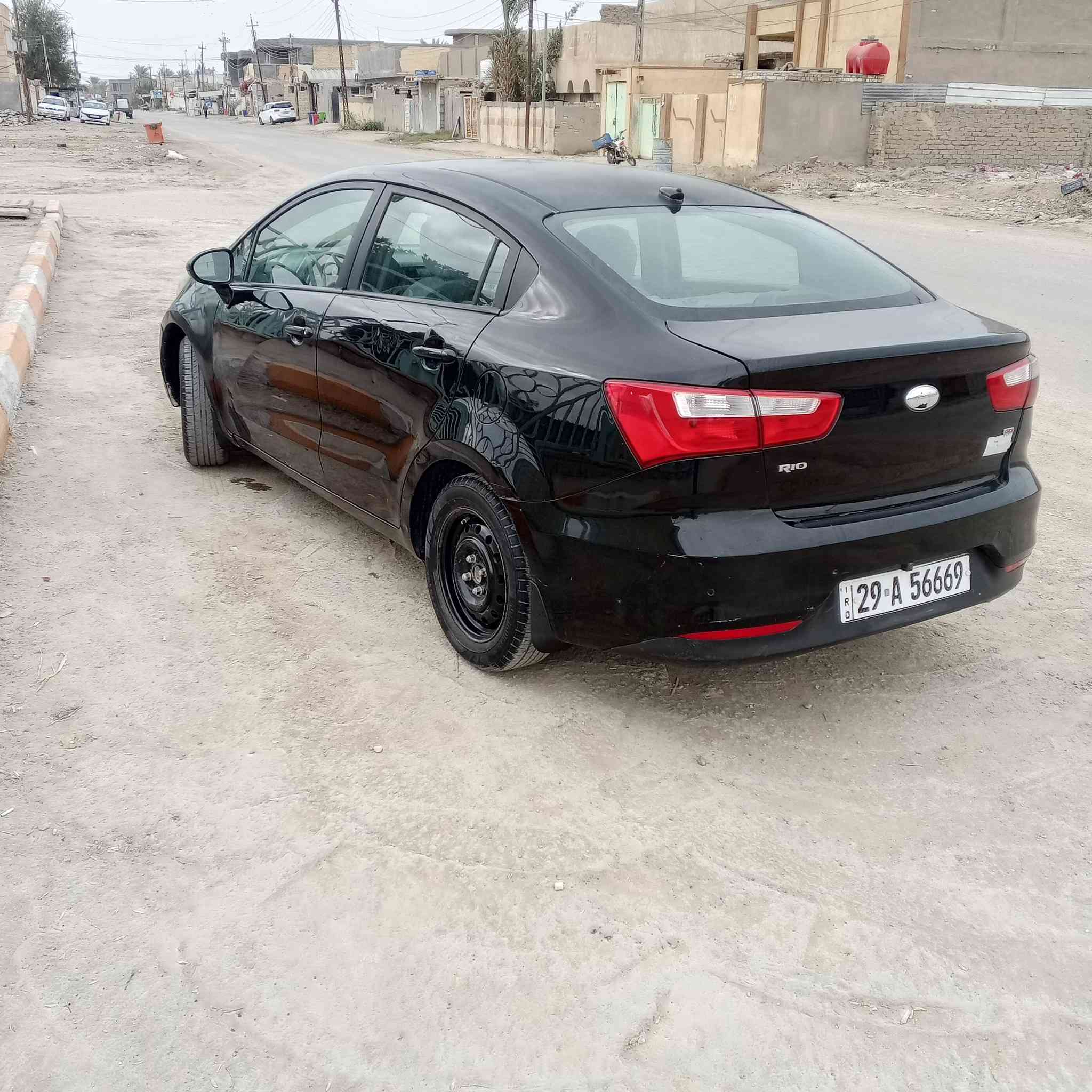 كيا ريو 17 امريكي بيه فقط جاملغ امامي ايسر صبغ بدون دواخل ،شاشه كبيره كاميرا حساس خلفي السيارة جديدة مابيها اي نقص رقم واسط تحويل  مباشرالسعر  85   ***********
