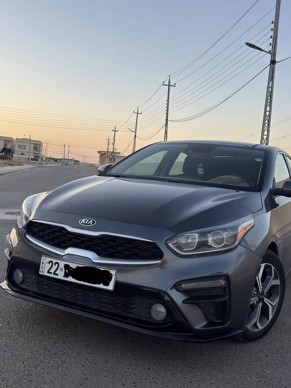 كيا فورتي ٢٠٢١
رقم اربيل 
محرك 2000 دوش 
مواصفات معروفه 
مثبت سرعه 
تحديد مسار
توقف ذاتي 
شاشه 
تدفئه تبريد 
ماشيه 51 الف ميل 
بدون صبغ وبدون ايرباك   
صور الحادث مرفقه 

مكان السياره تكريت

***********
