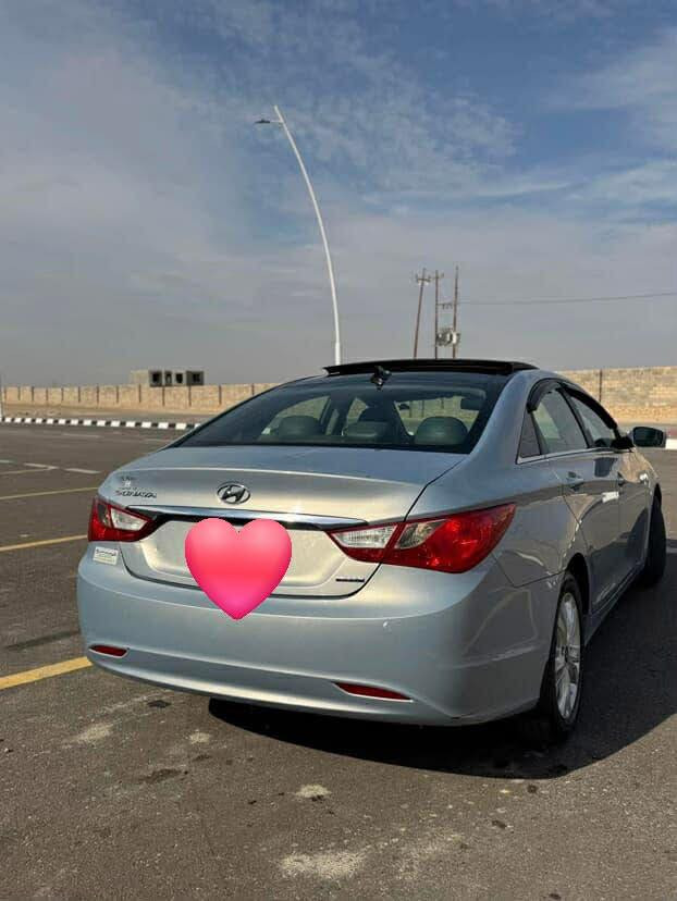 سوناتا 2012
متوفر سوناتا 2012 
فول مواصفات 1/1 
رقم انبار 
وارد امريكي مكفوله من الصبغ والبارد 
ماشيه 100mi

***********
السياره متواجده بمكتب جوكر للموبايل للي يحب يشوفها
حديثه / الشارع الثاني / قرب شارع الاطباء
