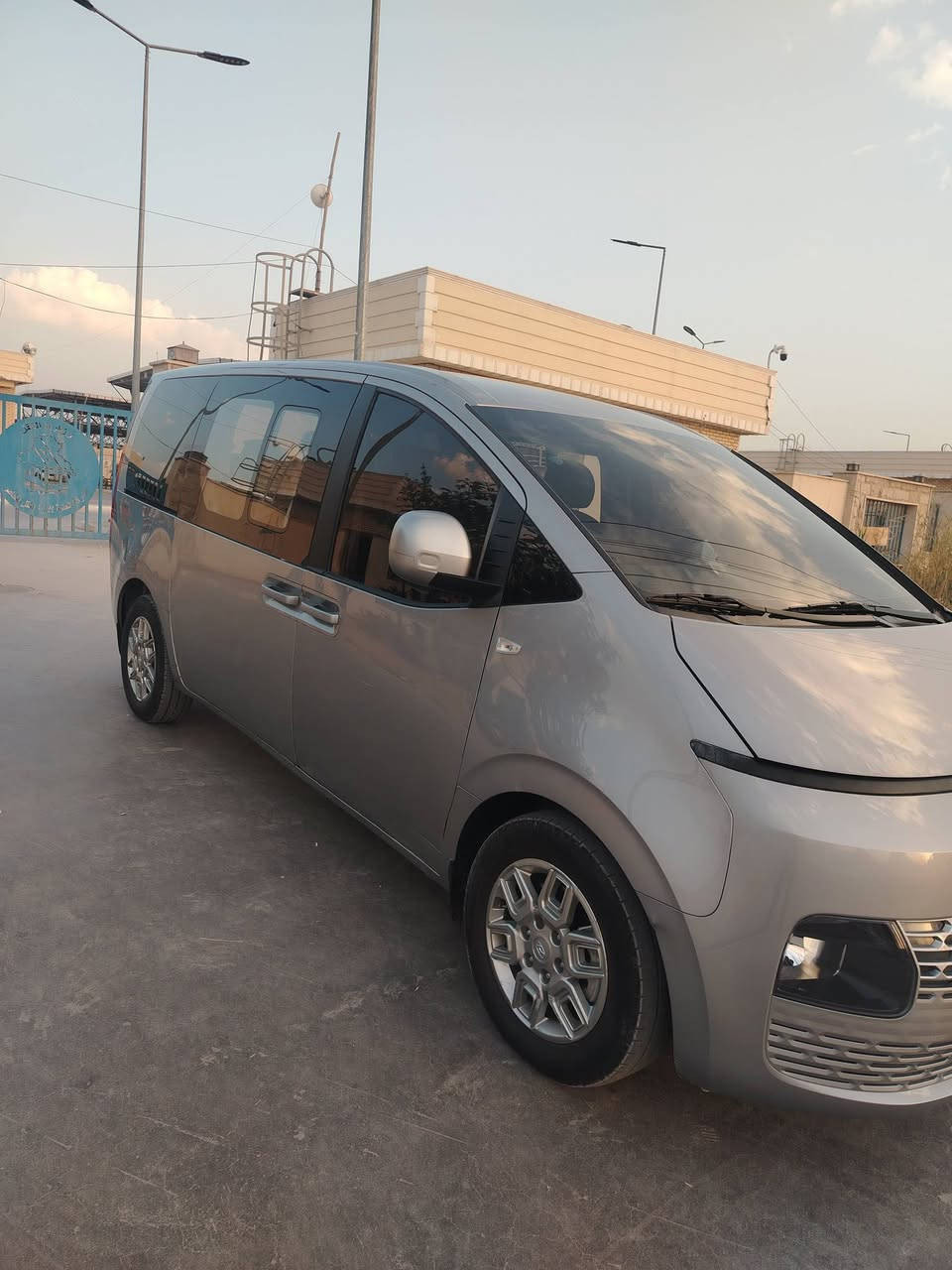 سلام عليكم ستاريه 2025 سياره دخول جديد سياره جديده مشترك تبريد أمامي خلفي كشنات سياحي سياره جديده السياره بدون رقم تترقم أي محافظه للستفسار رقم ***********)) >)) ((***********)) وسعر 220 وبيه مجال
