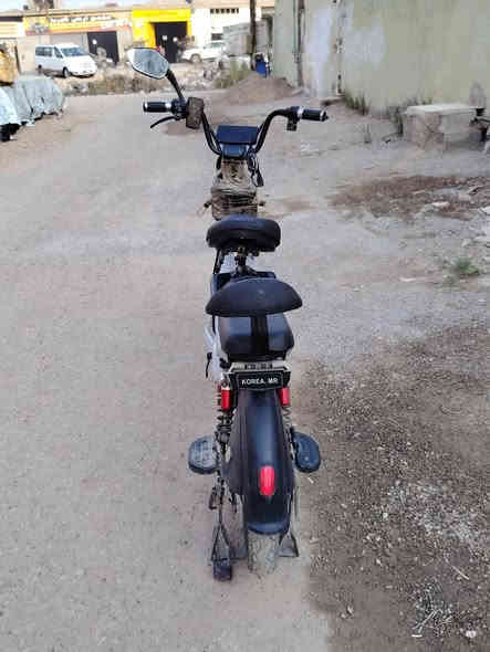 السلام عليكم ورحمة الله وبركاته
دراجه شحن ٤ بطاريات للبيع
السعر ٢٠٠ وبيه مجال
*********** للاستفسار
