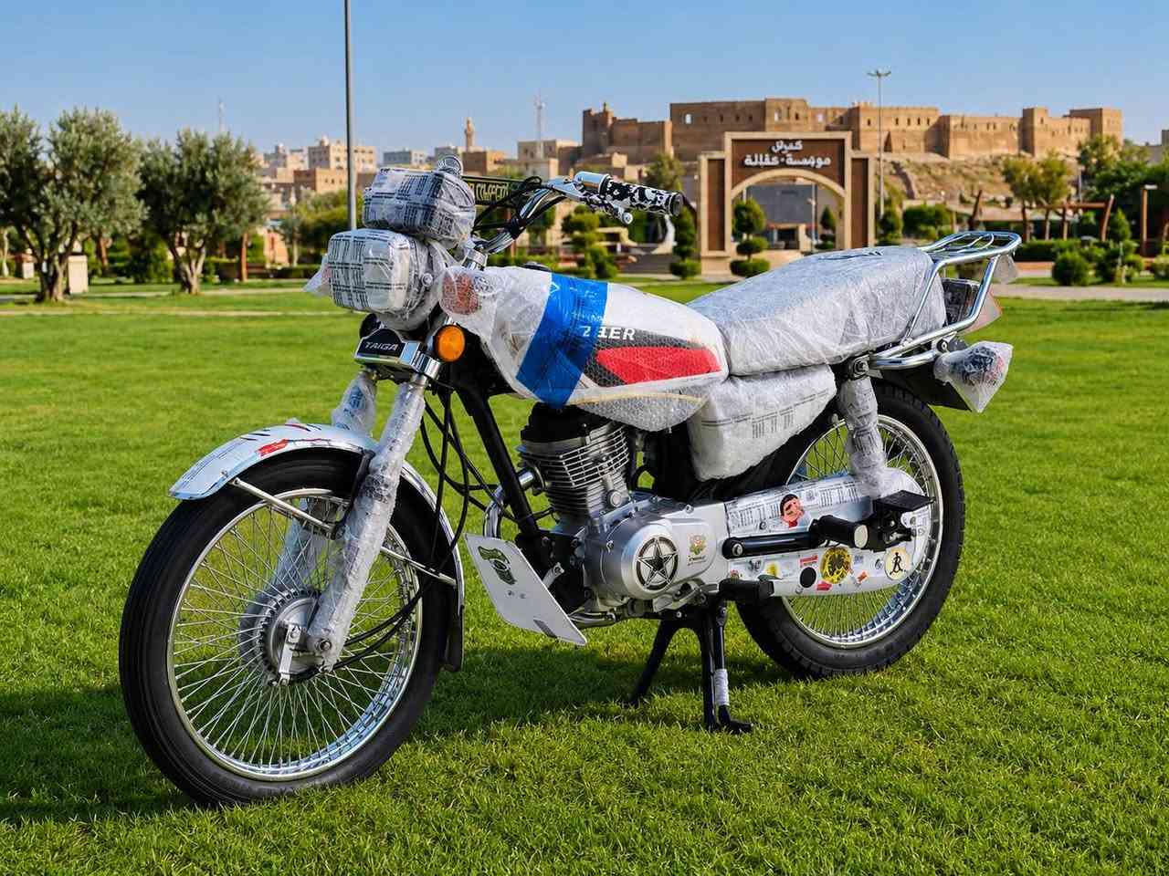 🏍️ دراجة تاtiger (تايجر) للبيع – بحالة الوكالة ونظيفة جداً!
📌 مواصفات الدراجة:
 الموديل: 2021
 الكير: 4 نمر (كير)
 السويج: بلادي (يقفل الدراجة بالكامل 🔒)
 الأوراق: وياها مَنيفيست الشركة (قانونية وكاملة جاهزة)
 المحرك (المكينة): كبس وما مفتوحة نهائياً (بوند، كاتم، وبشرط الفحص والفول نظافة 💯)
 المشي: ماشية قليل كلش وبحكم الجديد.
 النظام الكهربائي: كامل وشغال بشرط الفحص ⚡
 التواير (الإطارات): جديدة وبحالة الوكالة 🛞

ملاحظة: الدراجة ما شاء الله كلش نظيفة وجاهزة، وما تحتاج أي مصاريف (شغل واطلع).

💰 السعر: 500$
 📍 العنوان والاتصال:
 العنوان: كركوك - الشورجة (قرب مطعم حمه ناصر)
 رقم الموبايل: 📞 ***********

؟؟؟؟؟؟؟؟؟؟؟؟؟؟؟؟؟؟؟؟؟؟؟؟؟؟؟

🏍️ ماتۆڕی تایگەر (Tiger) بۆ فرۆشتن – لۆک و بێعەیب!
📌 تایبەتمەندییەکانی ماتۆڕەکە:
 مۆدێل: 2021
 گێڕ: 4 گێڕ
 سویج: بیلادە (هەموو گیانی قفڵ دەکات 🔒)
 بەڵگەنامە: مەنەفێستی شەریکەی لەگەڵە (یاسایی و تەواو)
 مەکینە: کەپسە و تا ئێستا نەکراوەتەوە (بۆند، کاتم و بەشەرتی بێعەیبی 💯)
 ڕۆشتن: زۆر کەم ڕۆشتووە و هاوشێوەی نوێیە.
 سیستەمی کارەبایی: هەموو گیانی بەشەرت ئیش دەکات ⚡
 تایەکان: لۆک و نوێن 🛞
تێبینی: ماتۆڕەکە ماشاالله زۆر لۆکە و هیچ مەسروفێکی تێدا نییە، 
💰 نرخ:500$ 
📍 ناونیشان و پەیوەندی:
 ناونیشان: کەرکوک - شۆرجە (لای چێشتخانەی حمە ناسر)
 ژمارەی مۆبایل: 📞 *********** كركوك, العراق
