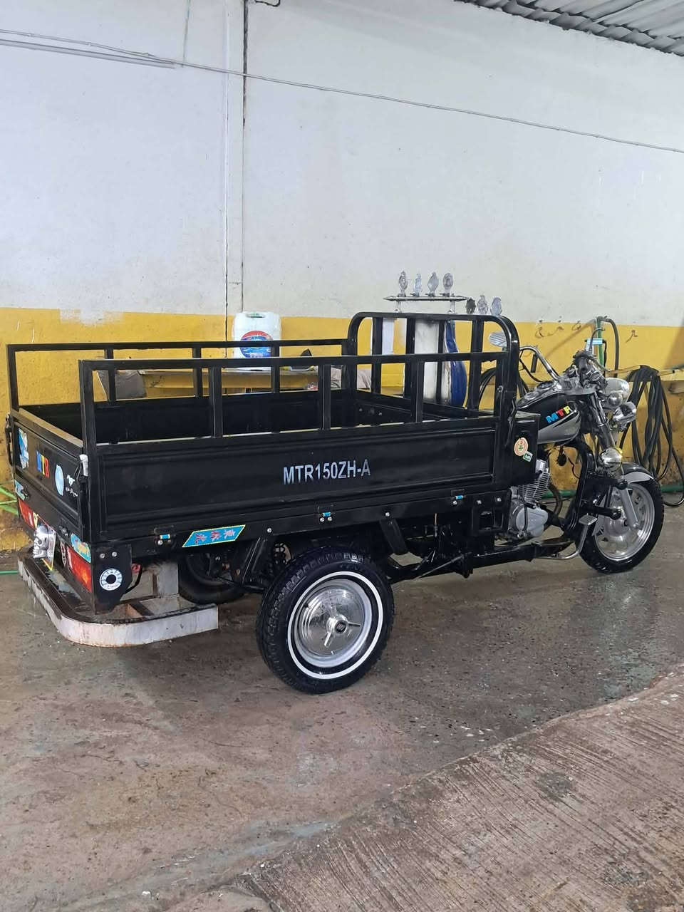 السلام عليكم ستوته للبيع موديل 23 اوراق اصولي باسمي من الوكيل مكاني نجف***********
