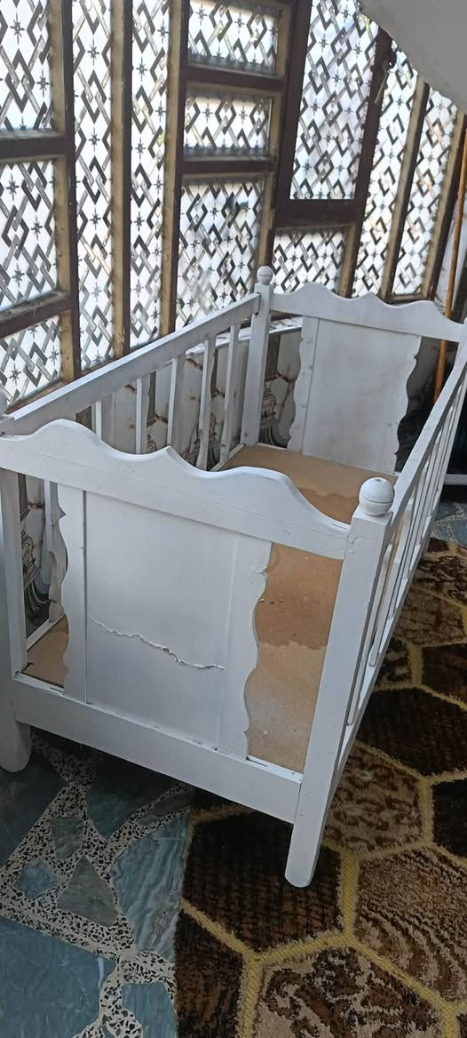 ميز تلفزيون وجربايه طفل ثنينهم ب80 الف العنوان المحاويل


**إذا كنت صاحب هذا الإعلان وتريد حذفه لأي سبب، رجاءا أرسل رسالة إلى الدعم الفني**