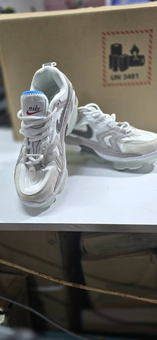 يوميه عندي بش على تكتك مزاد بغداد البضاعه الاربي صوره الحساب موجوده ويه الصور


**إذا كنت صاحب هذا الإعلان وتريد حذفه لأي سبب، رجاءا أرسل رسالة إلى الدعم الفني**