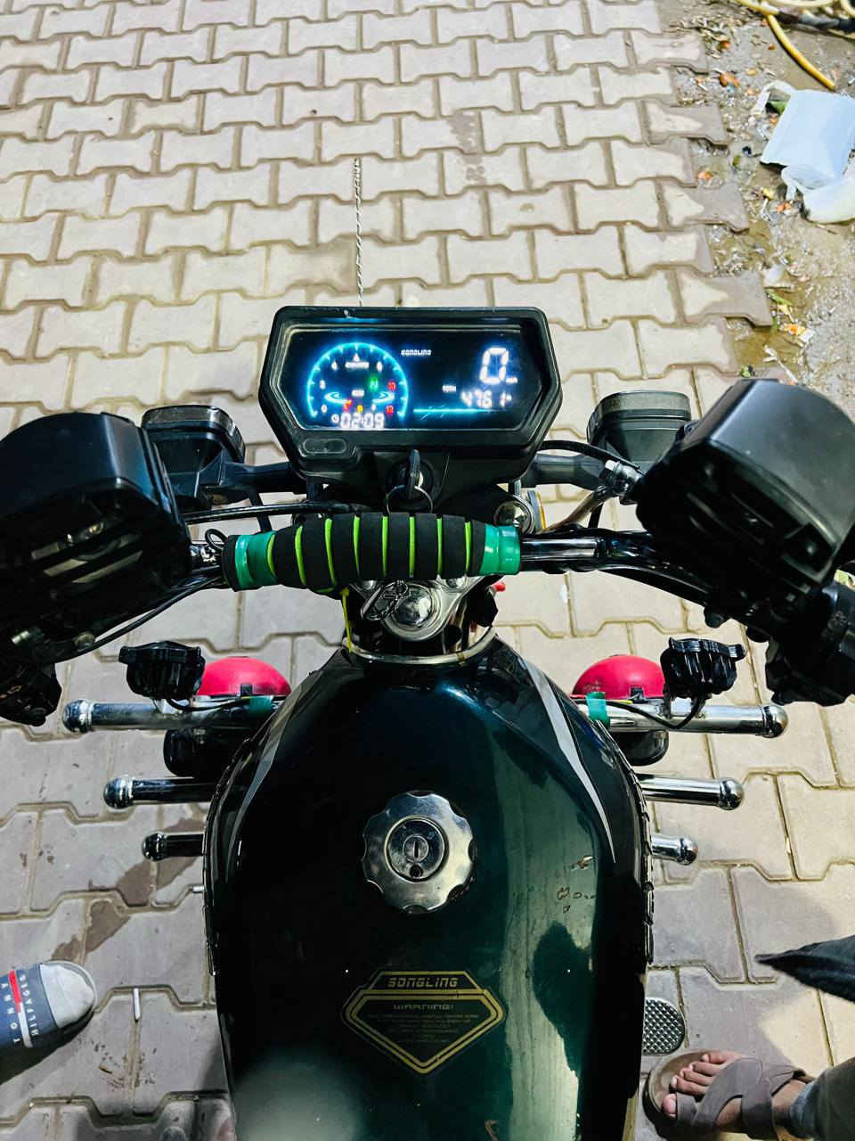 دراجه البيع موديل 24 ويرهم مراوس ***********
