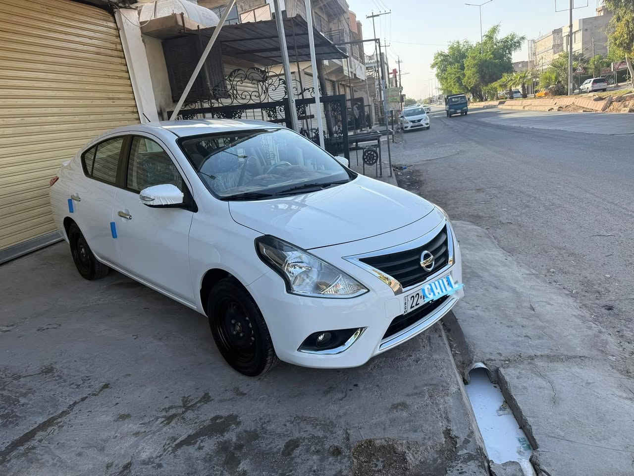 السلام عليكم
نيسان سني 2025 مصري
ماشيه 26 الف
فول مواصفات 
بيها ربع جاملغ الخلف السائق 
وبارد باب سكن 
السعر 117
المكان كركوك  حي الواسطي سادين معوقين 
الرقم ***********
