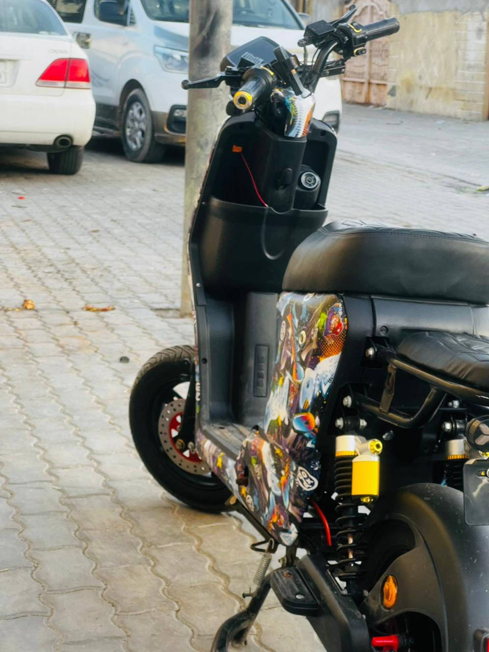 دراجه حلوه بسعر مناسب كفرات لبلاديه اسود سعره ٣٠٠ هاي كدامك شوفه مكاني بصره قبله
***********
