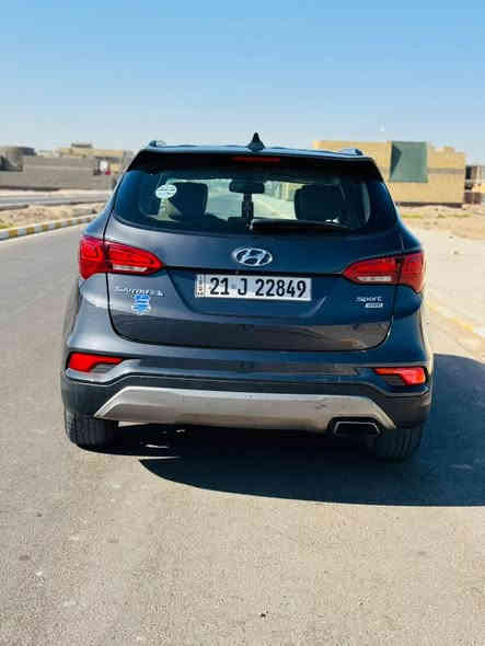 السلام عليكم 
سنتافي 2017 وارد امريكي بدون حادث جاملغ امامي فقط
رقم سليمانيه سنويه مجدده ل2031 هزه جديده فحص المتانه والامان  تريد تحويل او وكاله
سياره كلش جديده كارتون مكفوله عدى الجاملغ 
7 راكب
بصمة تشغيل 
كشنات كهرباء
جاهزه من كلشي تبريد ثلج تايرات جدد تدفئة شغاله حداديه وصدر جديدات كير ومحرك مكفولات 
السعر 154$ وبيها مجال
***********
