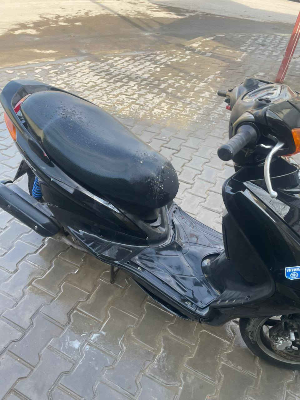 دراجه سكنس نثيه 140 للبيع دراجه خير من الله نكره سلف بي وقت كلشي ما يحتاجلهه مكينته ما ملعوب بيه كلشي بلادي السعر 370 وبيها مجال مكاني بل شعب تواصل واتساب و متواجد فيس ***********
