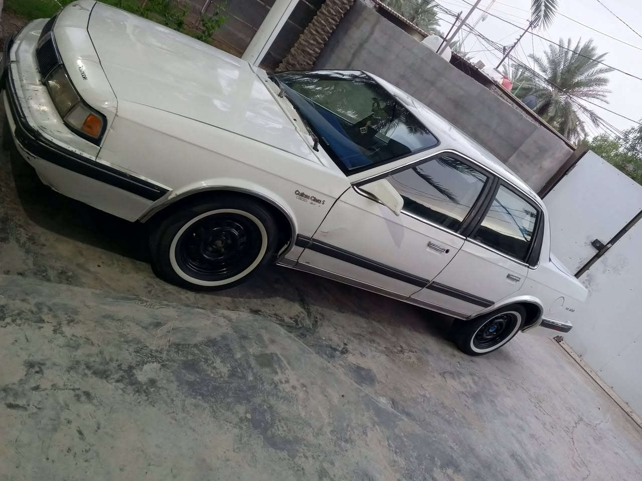 للبيع اولدزات ثنين 90سيارات نضيفاف بيهن نواقص كلش بسيطه ارقام بغداد انكليزي شرط التحويل السعر 35عنواني محموديه اللطيفية ***********   ***********
