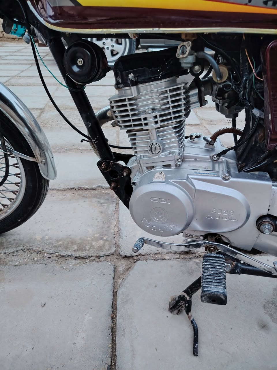 سلام عليكم تايكر البيع موديل 22 اوراق اصولي مكان القاسم الرقم ***********
