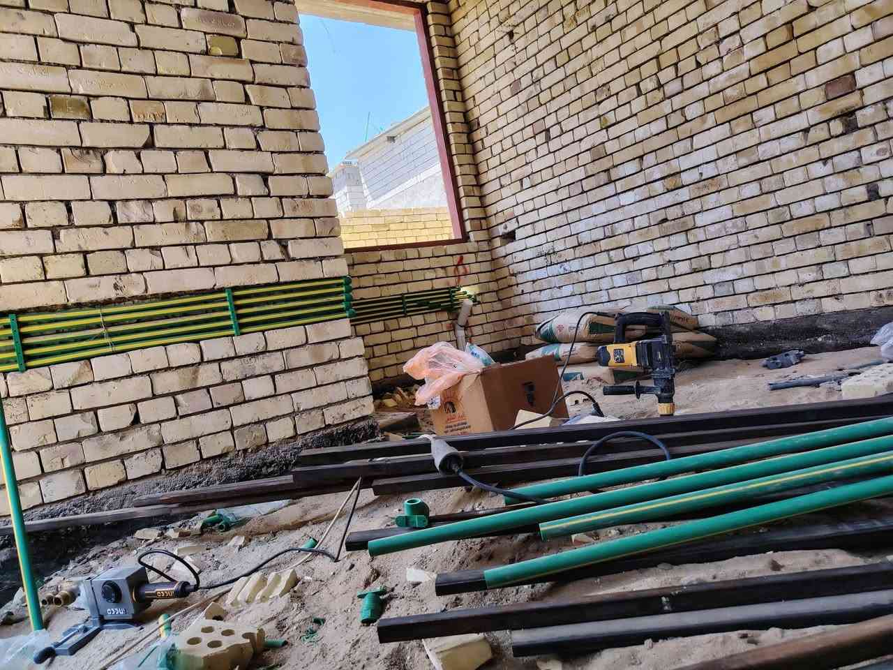 سلام عليكم  اني سباك ابو صحيات متفرغ حالين بخدمتكم
***********
