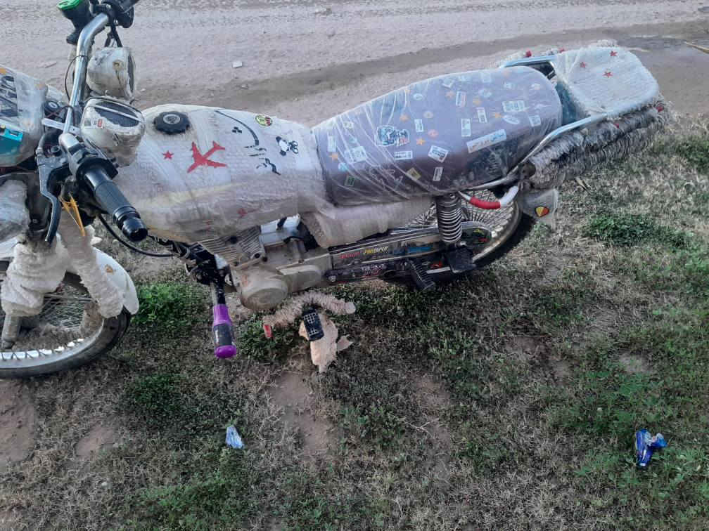 عليكم شباب عندي هاي الدرجه موديل 24 اريد اراوسها اب 25انطي فرق دراجه نضيفه تخم تاير جديد محرك مامتفتوح بلادي دراجه ماناقصها غير الايت عاطل واتساب فقط ***********
