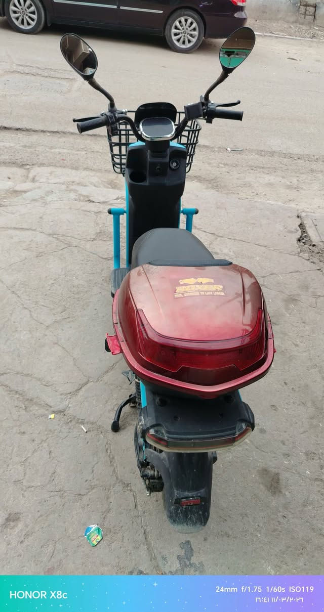 دراجة شحن  مستعملة  موديل 2025  و بشكل  جديد كلياً  من شركة  HIS الرصينة والمعروفة نظيفة وكاملة للاحمال والاوزان الثقيلة

 6 بطاريات دبل 32 امبير

السعر :  375   الف دينار عراقي

محل الورقة الخضراء للدراجات الكهربائية الشحن   

بغداد – شارع الربيع – مقابل الامثل للمطابخ – قرب مدخل دور نواب الضباط في الحرية للتواصل : واتساب *********** – ***********
