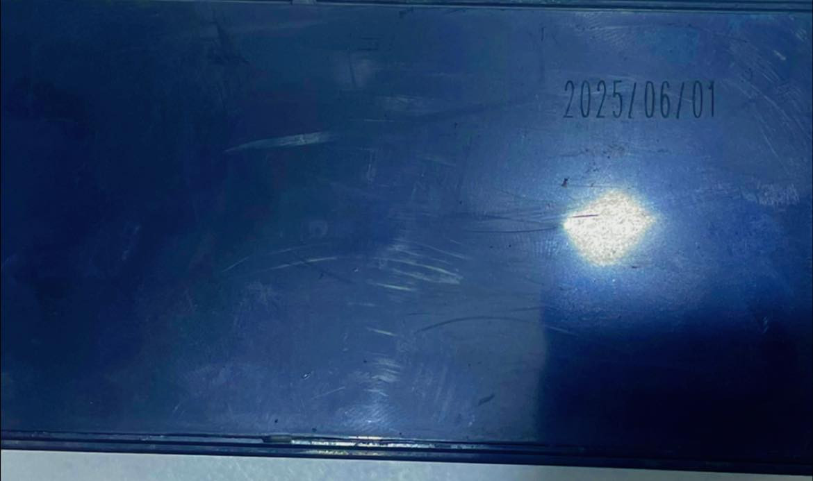 السلام عليكم بطاريات للبيع مثل ما موضح بصورة جدد 2025 جبتهن ل ups وما استخدمتهن الله شاهد
ويوجد توصيل جميع المحافظات راسلني خاص او وتساب***********
