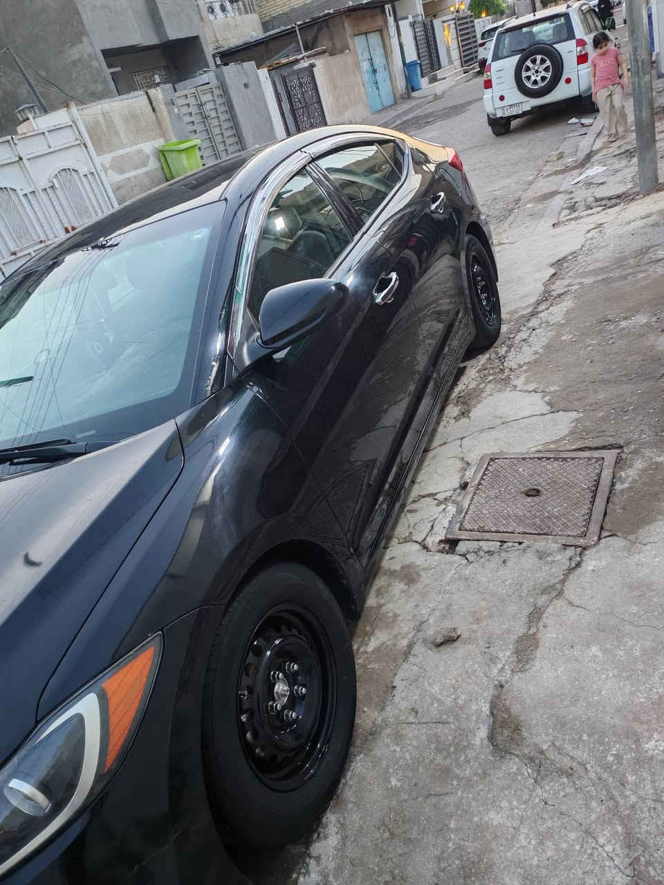 النترا امريكي 2017 SE
رقم  مميز اربيل بأسمي
محرك 2000 دوش
حادثهه بنيد فقط باقي سيارة مكفوله صور الحادث موجوده بصور
كير محرك مكفول
صدر امامي خلفي نضيف
تخم تاير جديد
تبريد تدفئه شغال
سيارة جاهزة مابيهه اي نقص
نضافه داخل خارج فول
السعر 122 وبيهه مجال
عنواني بغداد حي الإعلام
لتواصل واتس اب
 ***********
