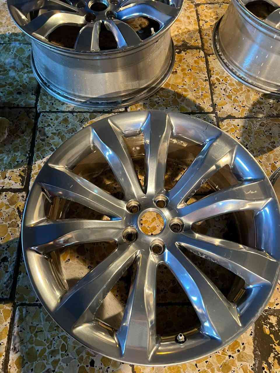 السلام عليكم ويل للبيع موزه جديد  20/45/245 
العنوان البصره المعقل الابله السعر 350وبي مجال قليل ***********
