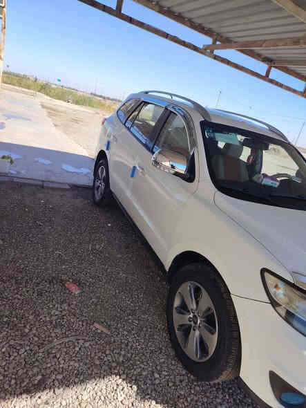 سياره سنتافي موديل 11 خليجي سياره بسمي فول ماصفات مكينه 6سلندر 7راكب حاداديه جديده تخم تاير جديد رقم بغداد تحويل ثانط يوم المكان ديالئ  خالص صراجق الرقم ***********)***********
