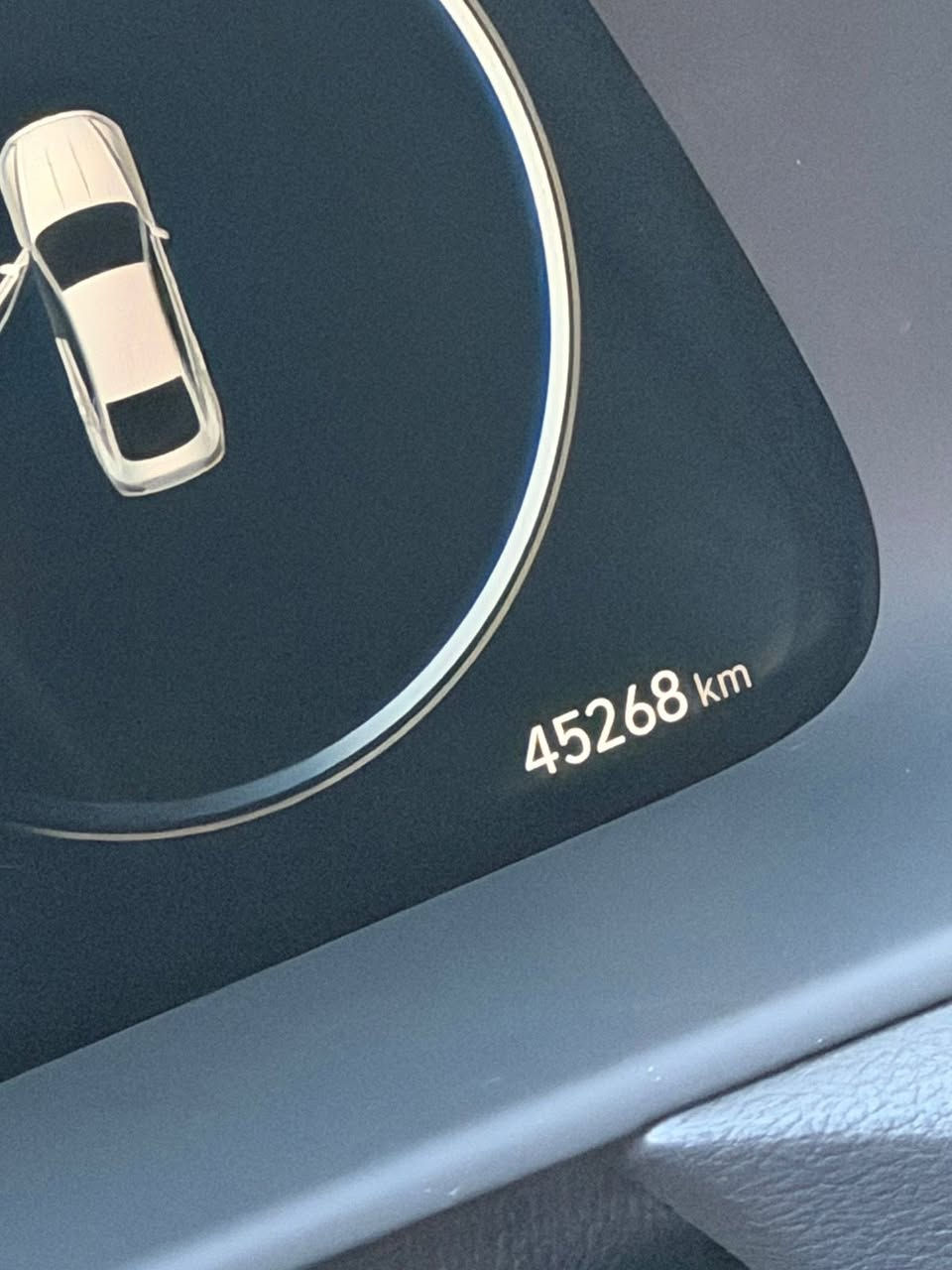 سلام عليكم سوناتا للبيع ٢٠٢٣ بيها حادث خلفي جاملاغات كفاله رقيق صندوق كفاله  فقط مكان سبير رقمي *********** مكاني بصره مشراق جديد. ماشيه ٤٧ السعر ١٦٨
