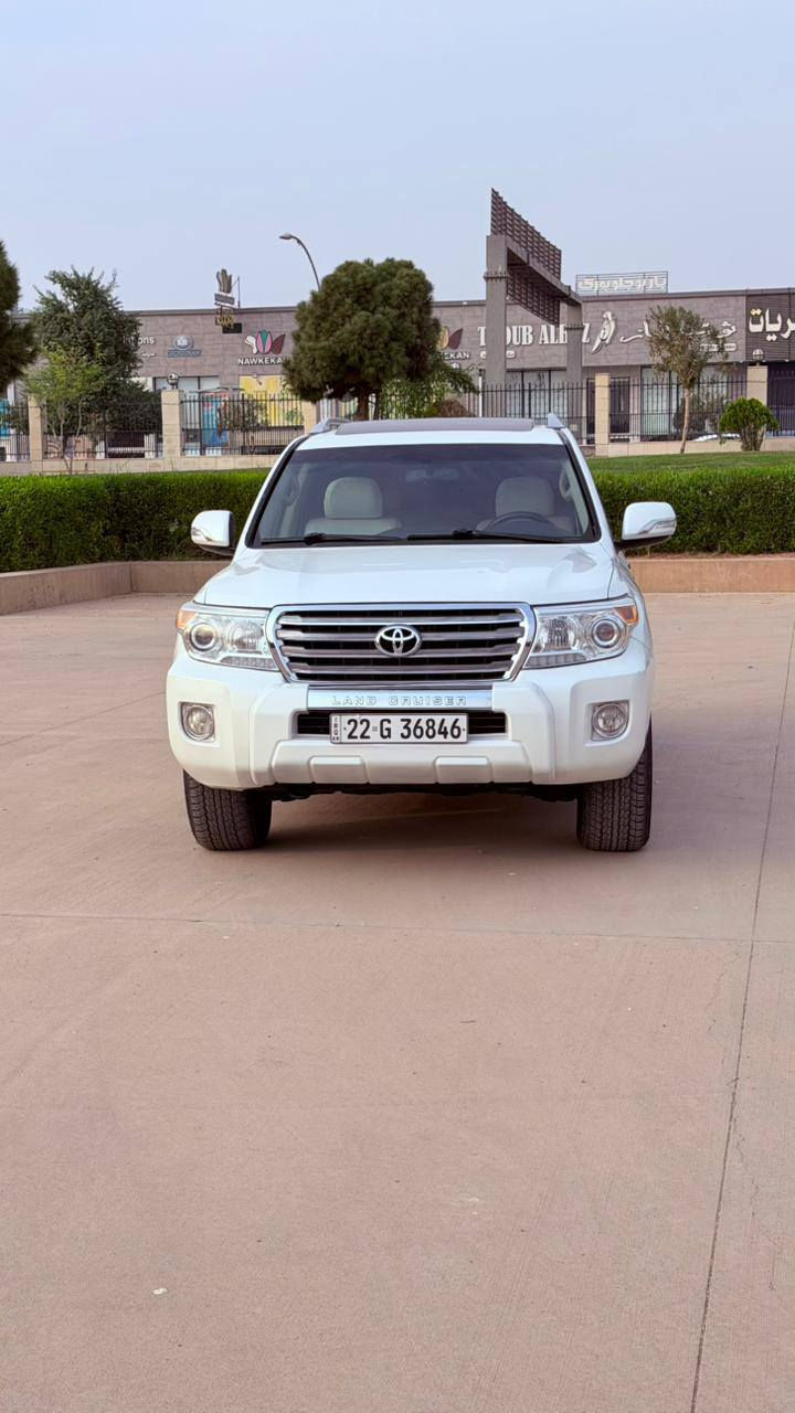 توێتە لاندگرۆز مودیل 2010 دەبڵ سوپێری قەتەڕی GXR هەشت پستن سەیارەکە یەک دەرگای سبوغە گێر مەکینە تەبرید کارەبای پێشو پشتی هەمووی بەشەرت مەکینە کرایتەوە بس بێ عەیبە 3620000 هەزاری غەرامە لەسەرەدوای مەعامەلە دەگەڕێتەوە نرخی 283 مەجالێکی زۆر کەم شوێن هەولێر ***********
***********
*********** أربيل, العراق
