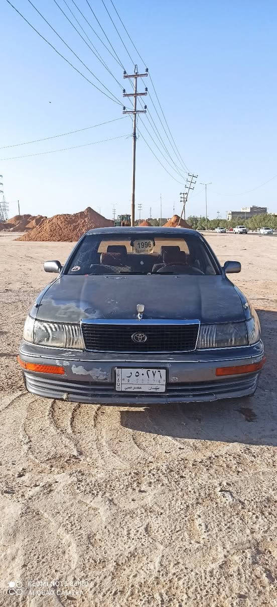 سياره لكزز موديل 96 السياره جاهزه مكينه كير تبريد حداديه 70بلميه  مكينه ثنين ونص السياره خير من الله مكاني نجف سعرها 50 بيها مجال قليل بيع ومراوس حسب القناعه 
***********
