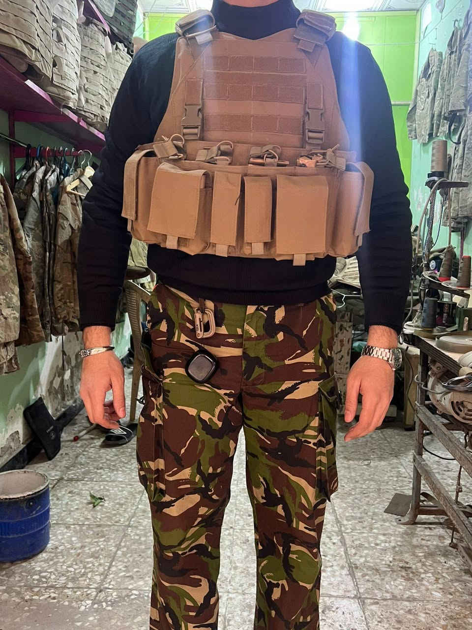 محل محمد ابو سجاد🇺🇸
العنوان / بغداد _ باب الشرجي _ خلف كراج التحرير _  فرع مطعم الحاج🚩
هاتف :***********☎️
