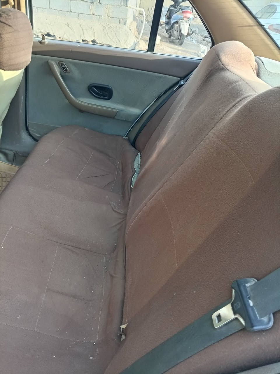 سلام عليكم سمنت للبيع موديل ٢٠١٠ سياره خير من الله مكينة جديدة وكير جديد تخم تاير جديد تبريد شغال ثلاجة سيارة على وضع الشركة رقمي *********** السعر خاص الشراي بي خير ويدلل
