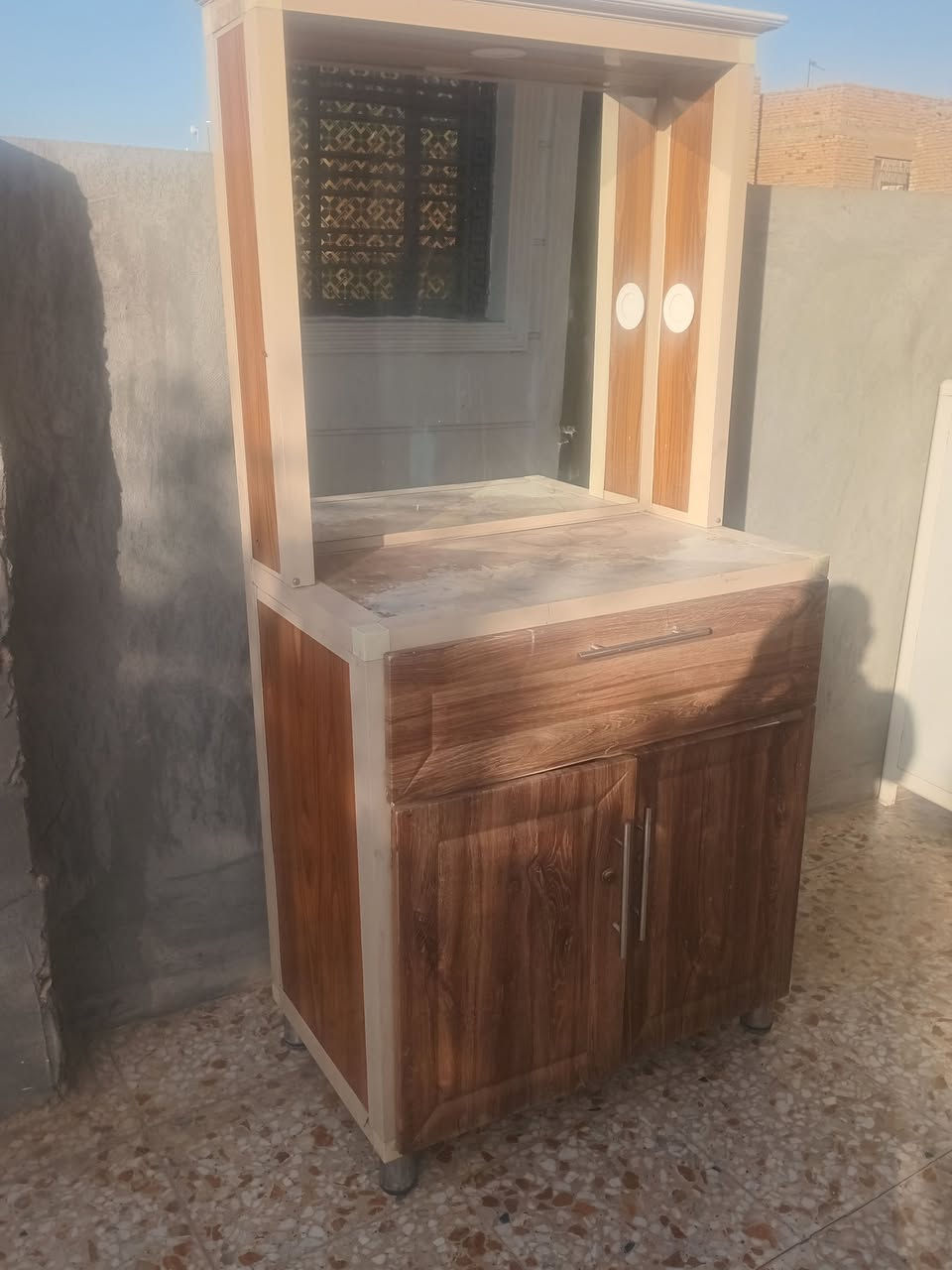 ميز تواليت للبيع السعر ٧٥ وبي مجال
بغداد ابو غريب
***********
***********
