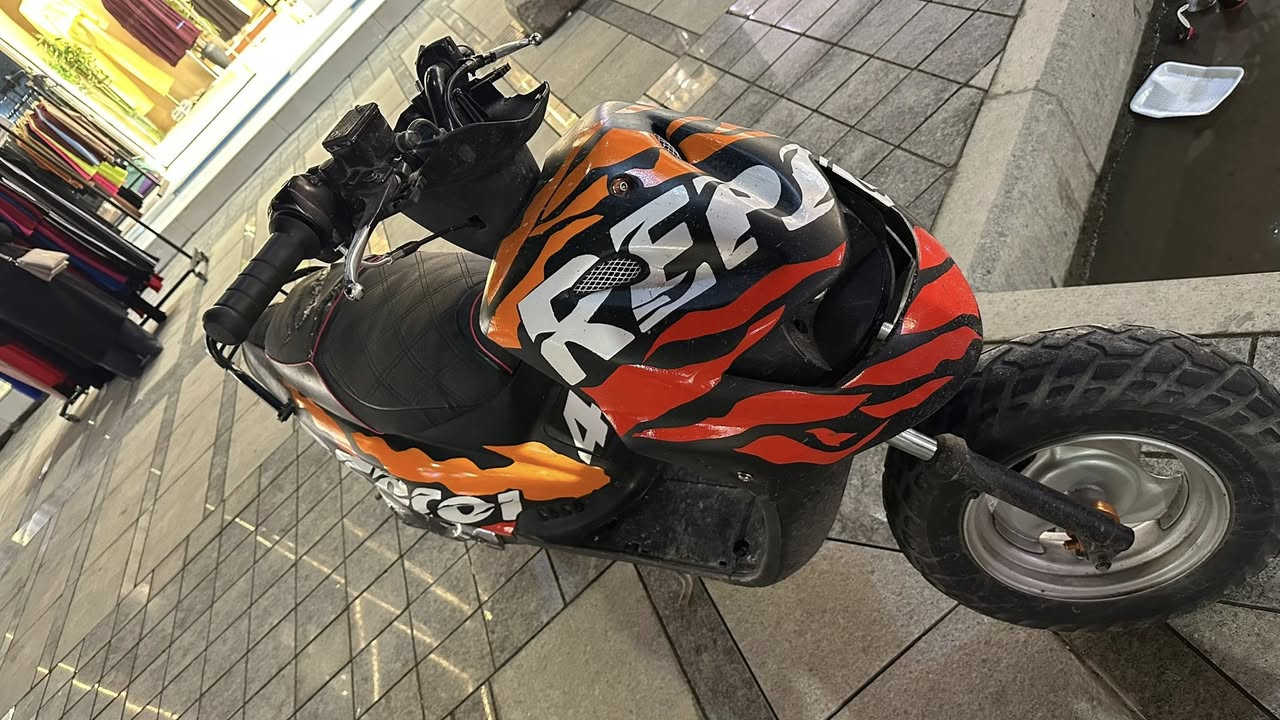 سلام عليكم
دراجه خبط سرعه 80 جبلي
جاهزه مابيه اي نقص 
للبيع او المراوس
سعر قفل 250 
مكاني زيونه
***********
