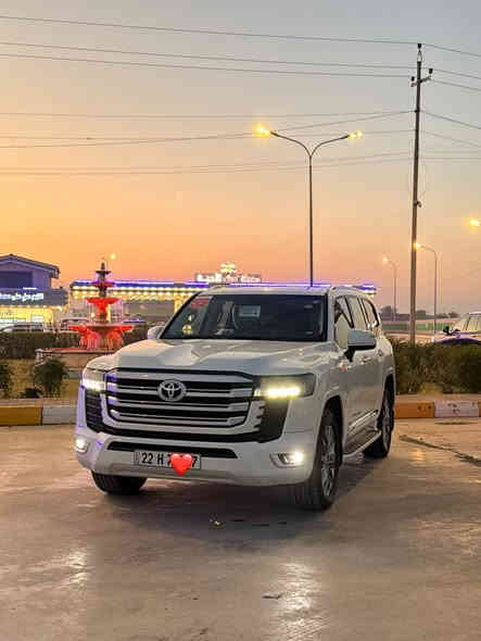 سلام عليكم 
للبيع لاندكروز موديل 2022 ساز اصل  
مواصفات السياره 
فتحة سقف 
جنطة كهرباء 
كراسي جلد 
كراسي كهرباء 
شاشات تطبيق اصل  
كراسي تدفئة 
كراسي تبريد 
لايت زنون 3 عدسات 
كشاف لايت 
زراك لايت 
3 قطع تبريد 
جامات تصعد وتنزل كهرباء اوتو 
مري كهرباء وشفط 
نضام SPORT
نضام OTOhold
نضام صعود الجبال 
نضام المنحدرات 
داخل جلد بيجي 
بك لايت LED 
كامرات خلفية وامامية 
حساسات أمامية 
حساسات خلفيه 
سياره جديدة حيل
مكان السيارة صويره
السعر المطلوب 660 وبيها مجال 

***********
***********
