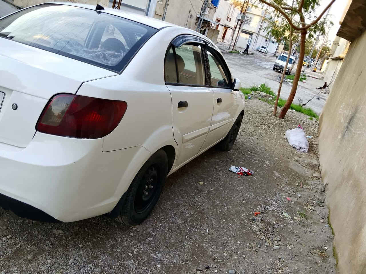 اسلام عليكم
كيا ريو 12 وارد كوري
كير توماتيك جام كهرب
محرك 16
مري شفط
داخل برايد 
رقم نينوى دولي
بدون صبغ بدون تبديل 
بيها بارد شبر باب السايق  وباب الخلفي
السعر 95
***********
