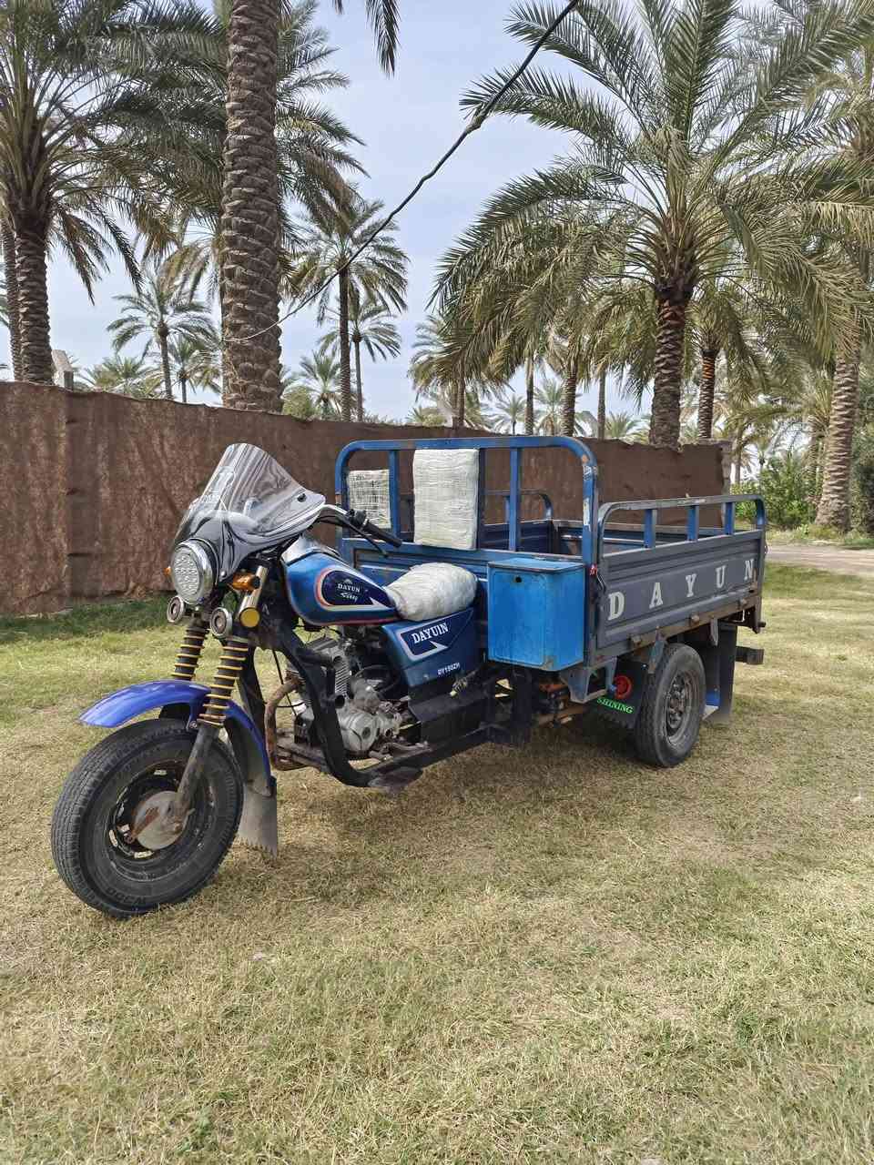 السلام عليكم  

للبيع   ستوتة دايوان 2020 رقم انكليزي وسنويه باسمي 
كهربائيات كلها شغالة سلف هندر  محرك نضيف 
السعر مليونين وبيها مجال مكاني واسط العزيزية  البدي بي خياس قليل ***********
