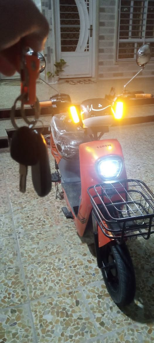 ماطور شحن اللبيع ماطور نضيف ماصرلي شهرين من شتريتو لايت اشاير بيي بصمتين اشراي يتصل  الرقم ***********
