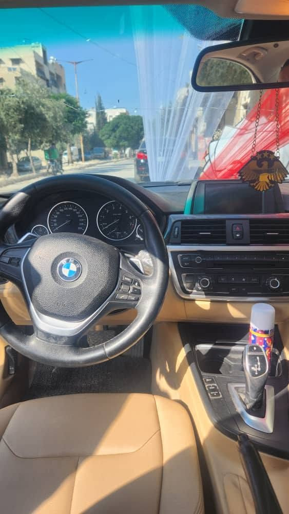 #للبيع
#حماه#
#سياره
بي ام دبلو 320i
كرت 2013
4 سلندر تيربو
فل كامل ما عدا كراسي كهربا
بخ قطعتين فقط
خاليه من جوا تماما 
المحرك عالشرط
السيارة نضافة خارقة
بانزين
اوتوماتيك
وارد قطر 
التواجد حماه حي القصور

السعر 11300 $الف دولار وبازار ناعم

التواصل ع الخاص
#ملاحظه# تابع الصفحه حتى تصلك جميع العروض
الجاد يحكيني ع التعليقات


**إذا كنت صاحب هذا الإعلان وتريد حذفه لأي سبب، رجاءا أرسل رسالة إلى الدعم الفني**