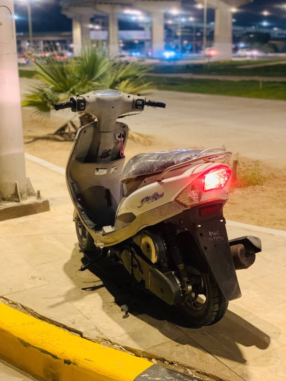 سلام عليكم ماكس قجمه للبيع صارلها سبوعين من طلعت من الرمبه دراجه خير من الله كفاله عامه لا تبخير لا تنقيص شلعه ومعدل ونعومه كهربائيات كلها شغاله ماناقصه برغي ختم واحد الدراجه مكاني بصره كزيزه سعر 950 وبيها مجال للطيبين رقمي 👈🏽 ***********
