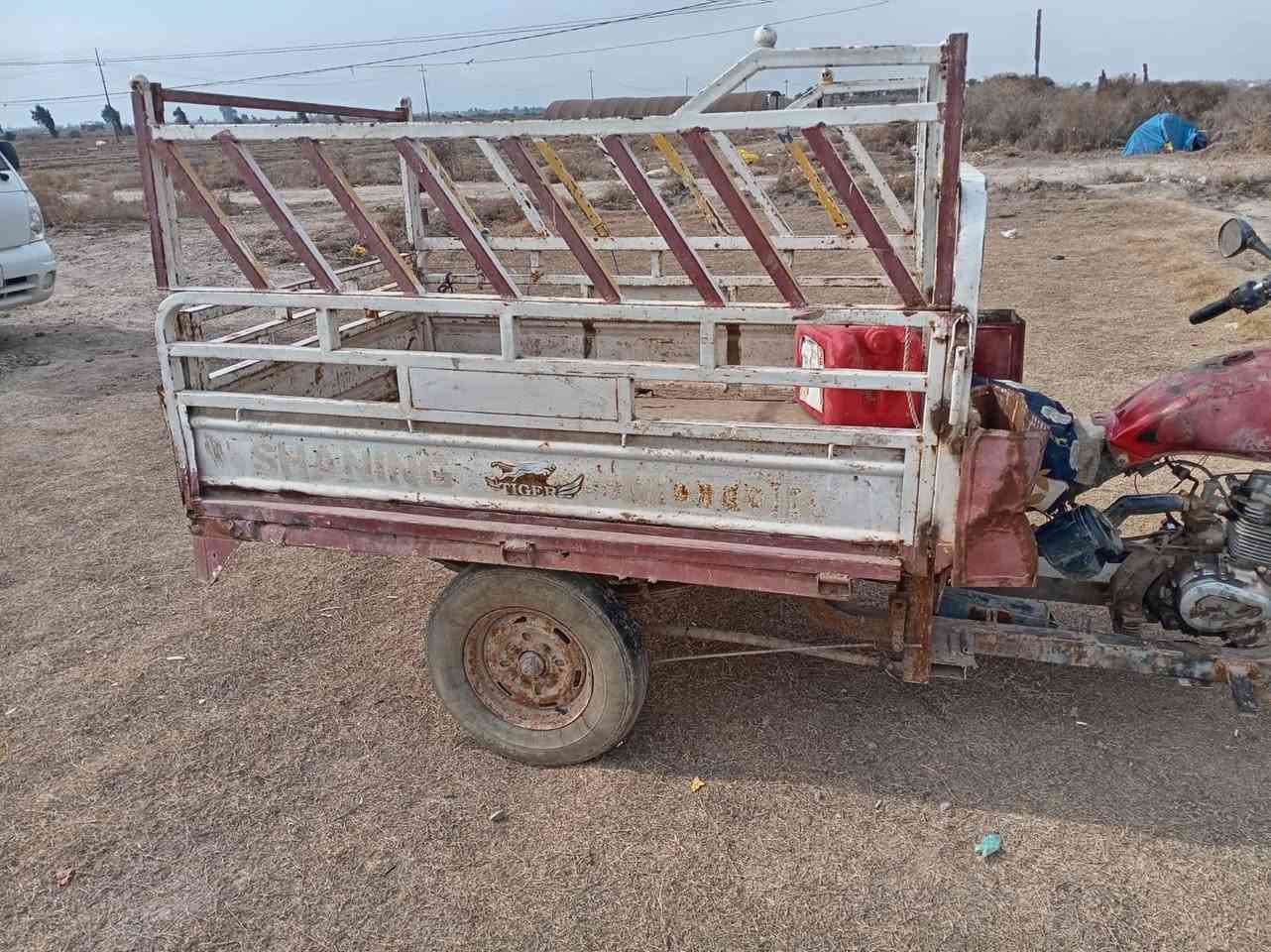 السلام عليكم مكلف بل نشر ستوته دايون شغاله مكانها لطيفيه شاخه 3سعره مناسب هذاه رقم صاحبه ***********
