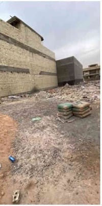 قطعه أرض للبيع مساحه 100متر واجهه 5 وانزال 20 الواقعه في حي تراث في نه...