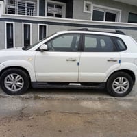 للبيع او مراوس حسب القناعه توكسان 2009 خليجي مكينة 2000 دوش اقتصادي ال...