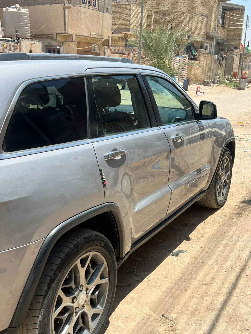 سلام عليكم
جيب لاريدو 

بيع او مراوس 

موديل 17 

موصفات فول 1 ع 1 

ضربته تبديل بنيت 

صبغ جملاغات 

وبيه بارد شويه بل جملغ ليسر ولبنيد 

رقم ذي قار تحولي ثاني يوم 

مكان ناصريه قضاء شطره 

*********** سيد حسن 

سعر210 بيه مجال
