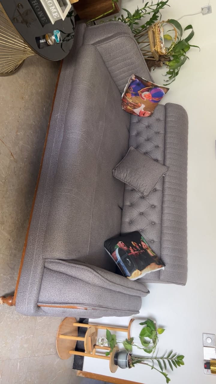 السلام عليكم تخم 9 مقاعد اي ضرر  مابيه قفله 900 مكاني الدوره


**إذا كنت صاحب هذا الإعلان وتريد حذفه لأي سبب، رجاءا أرسل رسالة إلى الدعم الفني**