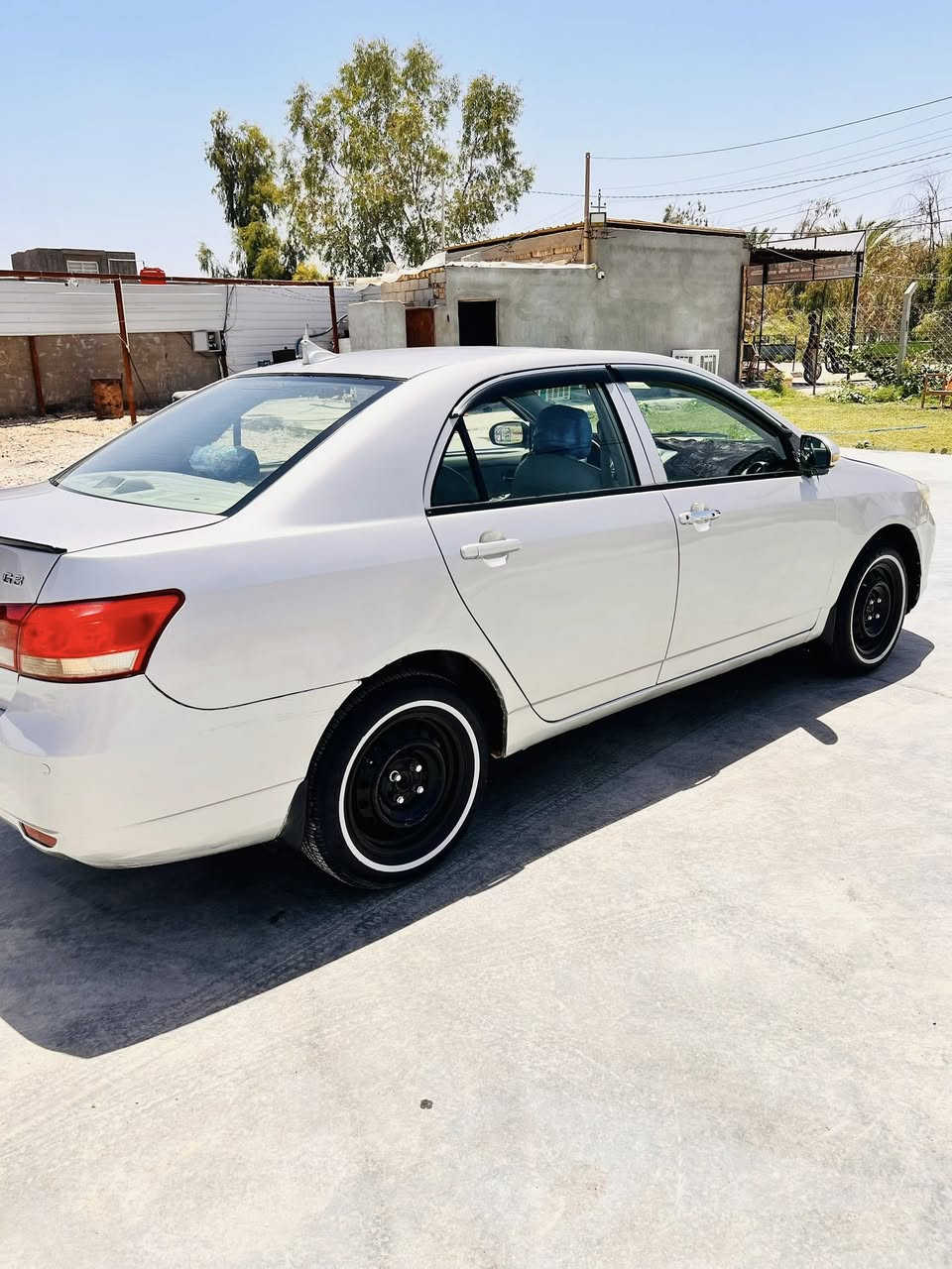 السلام عليكم 

سيارة BYD نوع G3 رقم كربلاء انگليزي السنوية لل2030 تحويل ثاني يوم گير و محرك هوندا ياباني محور گير عادي السيارة خير من اللة حدادية تخم تاير السياره جاهزة فقط التبريد مو شغال 
السعر 53 وبيه مجال بسيط كلش حق الجية  
رجاءاً المو شراي لا يعامل 

ما متواجد عالفيس دائماً

للاستفسار الاتصال عالارقام

***********
***********
