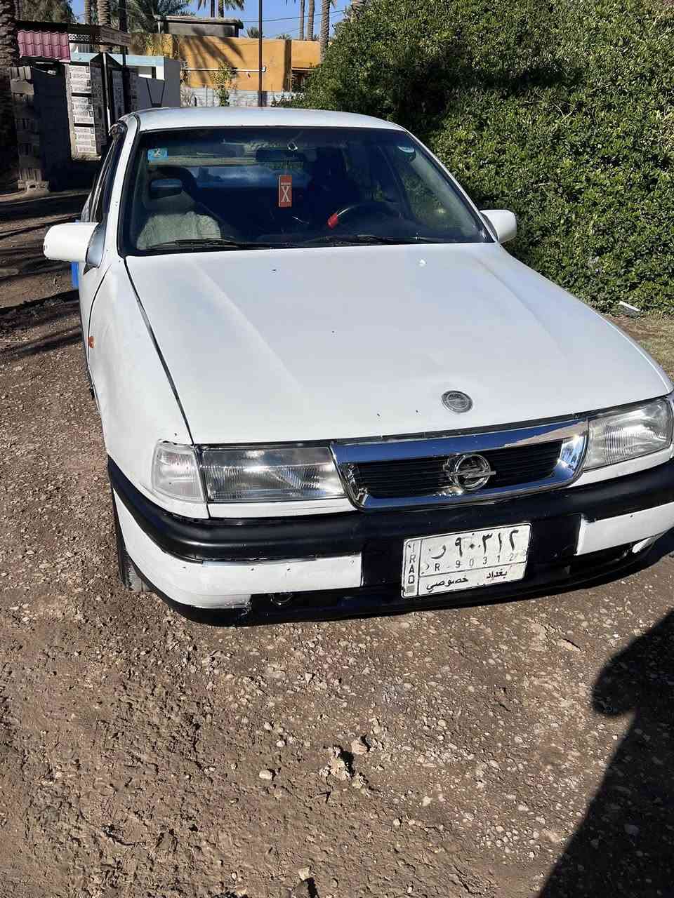 ‏ سلام عليكم
￼أوبل فكترا موديل /92/ السنوية صالحة لغاية/2028/ سيارة محرك 1600 مكينة وكير خير من الله تايرات جدد صدرهة خير من الله السيارة اي نقص مابيهة سيارة بلادية بدون صبغ غير متواجد عالفيس يرجى الاتصال بصاحب السيارة هذا الرقم ***********

