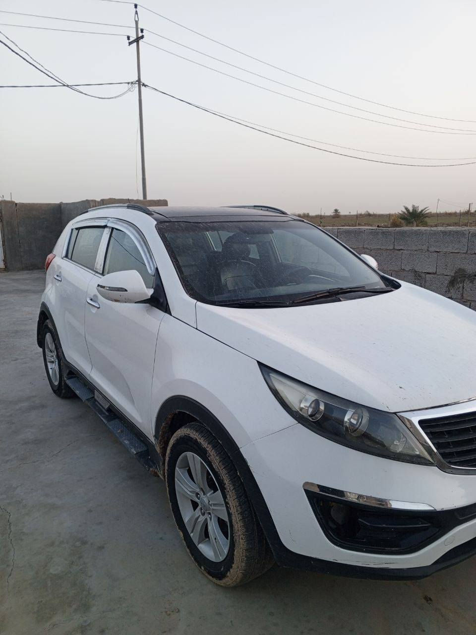 السلام عليكم سبورتج للبيع 2011 خليجي فول مواصفات بانوراما رقم سليمانيه جديد بسمي تحويل ثاني يوم مكينه 2000 دوش بيها رشات صبغ شواصي مكفوله سياره جديده ونضيفه وحلوه مكان كوت ***********.السعر 103 ///
