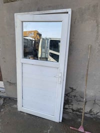 باب صحيات للبيع العرض93 والطول متره 93للستفسار  07828745709
