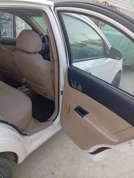 سلام عليكم
افيو 2010 للبيع محرك دبل كير اوتو 
رقم اربيل شرط الوكاله والتحويل هزه وسنويه ساقطه 
تبريد شغال 
كاربون مامسحوب
داخل لونين 
سياره جاهزه وحلوه ماتصرف عليها درهم 
صبغ قطعتين جاملغ امامي وباب خلفي وشويه بارد بل بوند بدوون دواخل  سعر٦٩ بي شويه 🤏 مجال
لل استفسار اتصل ***********
