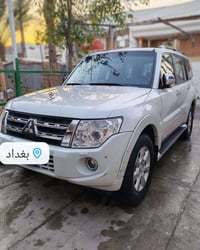 للبيع  باجيرو موديل ٢٠١٤ خليجي حبتور  رقم بغداد  ماشية١٧٠   فول مواصفا...