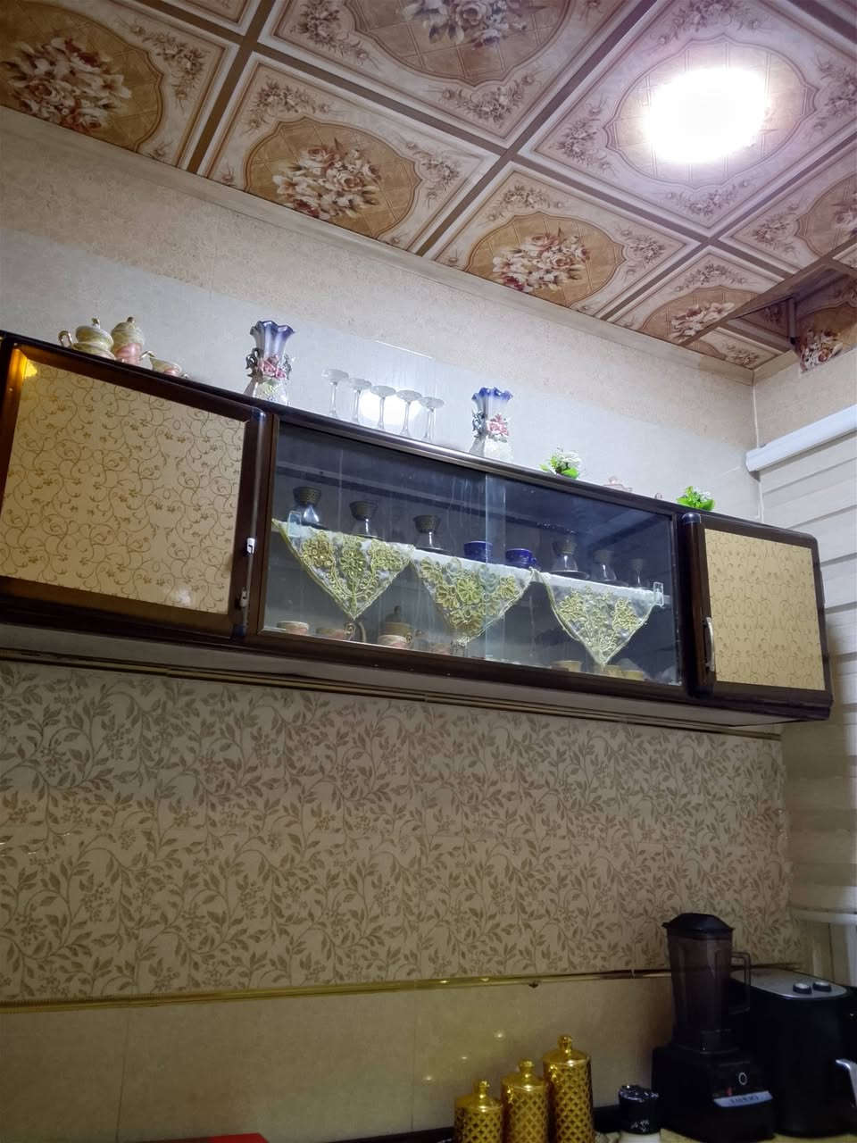 السلام عليكم
كاونتر للبيع مع ملحق شراي للاتصال عل الرقم ***********
