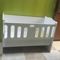 سرير اطفال • فراش • بكله