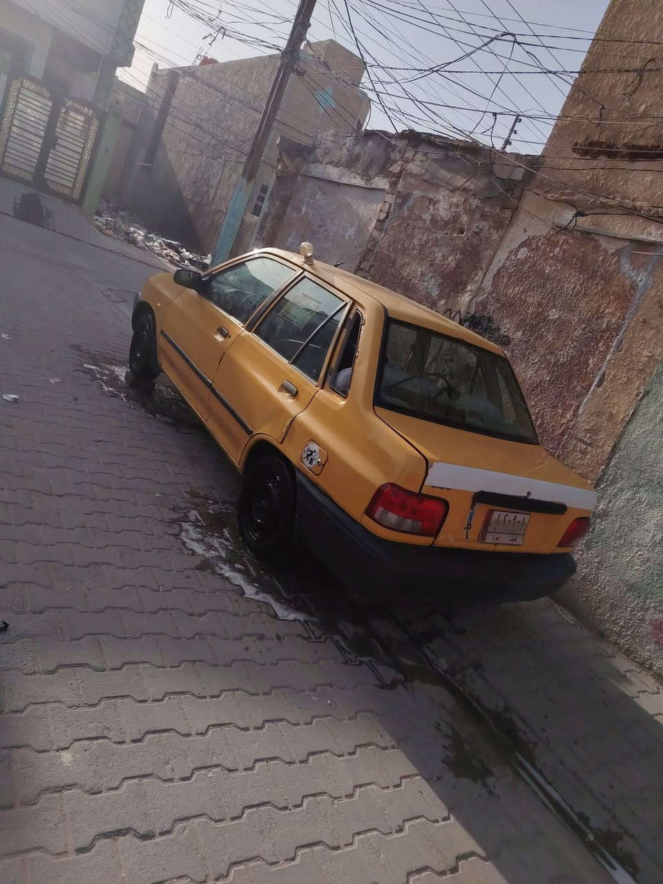 السلام عليكم سايبه للبيع مديل ١٣ كير ومكينه صارلي سبوع مبدلهن سياره جديده كلشي ماعايزه تخم تاير جواه سياره كفاله رقم نجف سنويه ل٢٨ مداور شوكت ميعجبك حداديه ستوني مسويه كله كامل شواصي واحد معمر وثاني بلادي بركيتات كفاله سيارة جهازه على اخر حبابه كهربائيات كله شغال تبريد عوزه غاز تتفئه شغاله مكاني نجف حي ميسان سعر ٢٦ وبيه مجال قليل عليه غرمات ٢٠٠ ينزلن من سعره رقمي ***********
